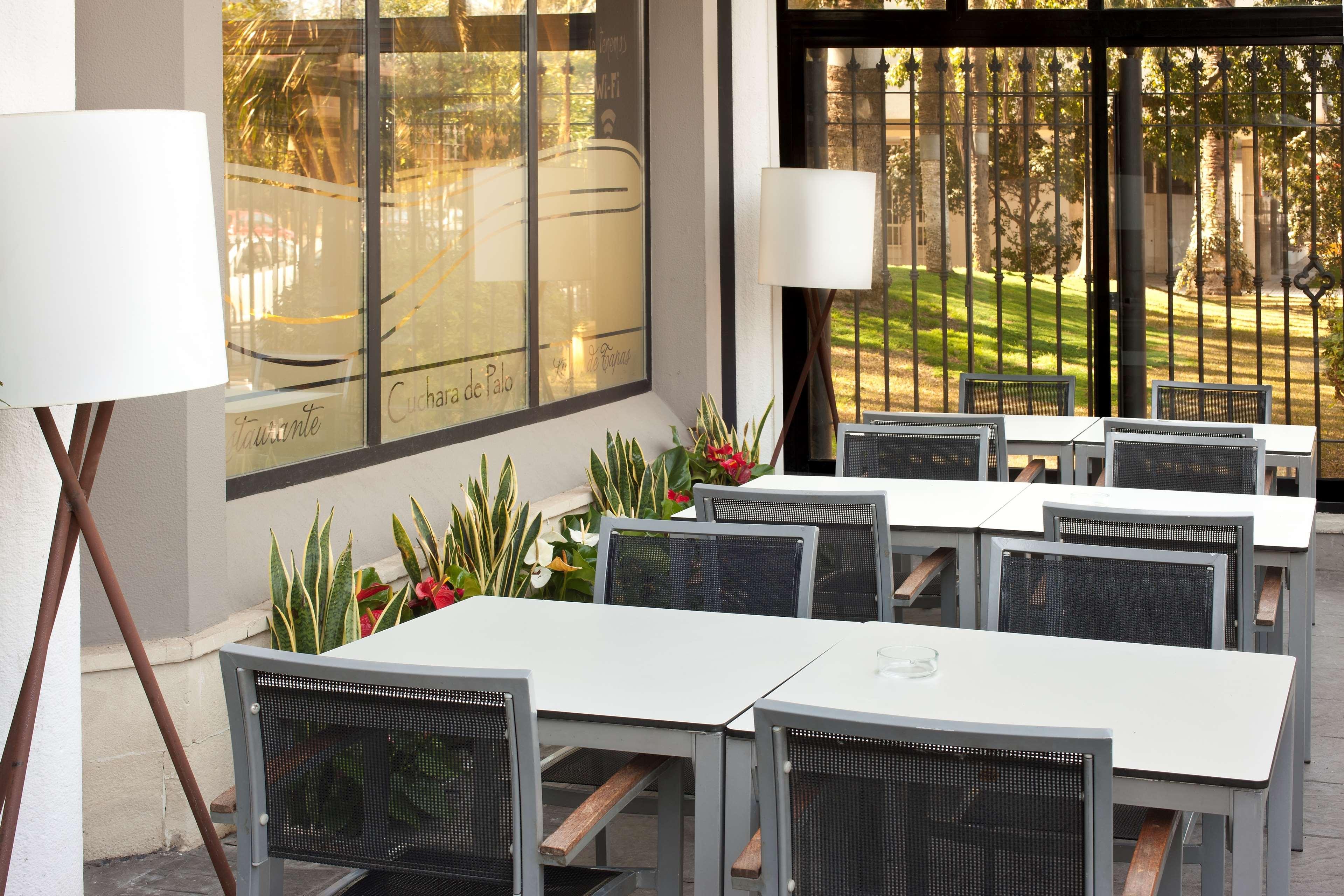 Nh Avenida Jerez Hotel Херес де ла Фронтера Екстериор снимка