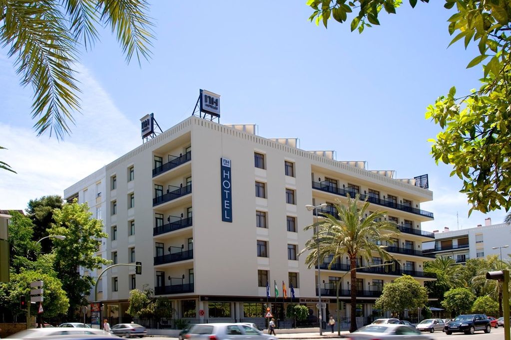 Nh Avenida Jerez Hotel Херес де ла Фронтера Екстериор снимка
