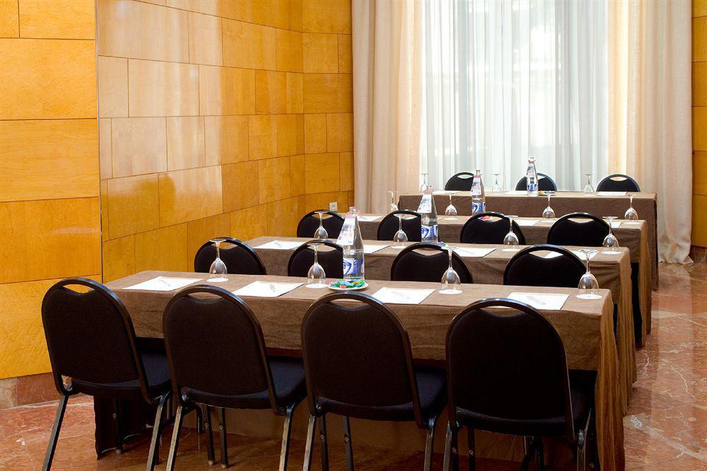 Nh Avenida Jerez Hotel Херес де ла Фронтера Съоръжения снимка
